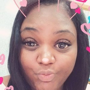 Meet your Posher, Samona